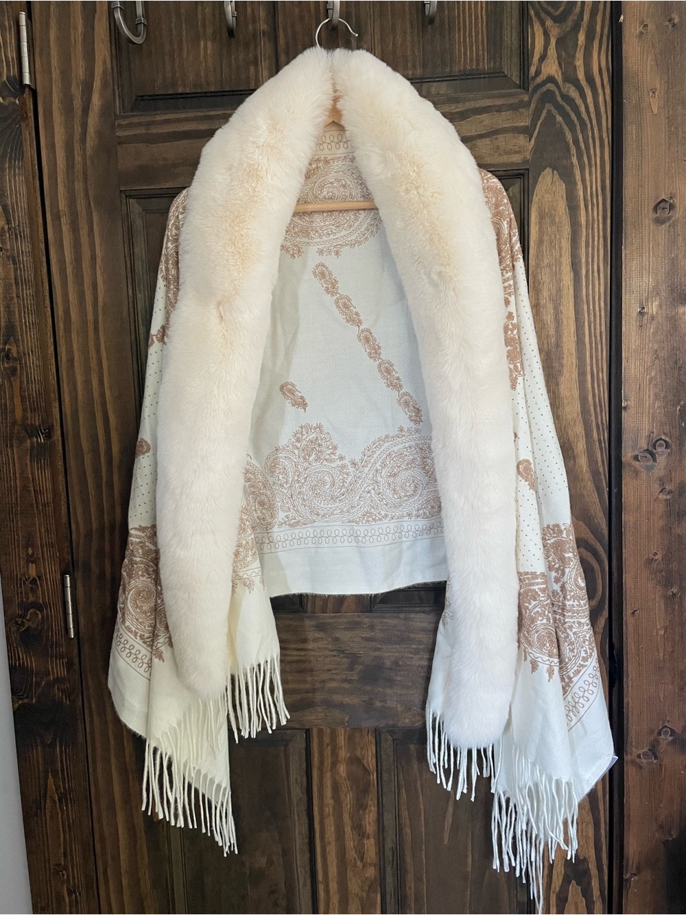 Cream Faux Fur Trim Paisley Shawl - La Fiorentina